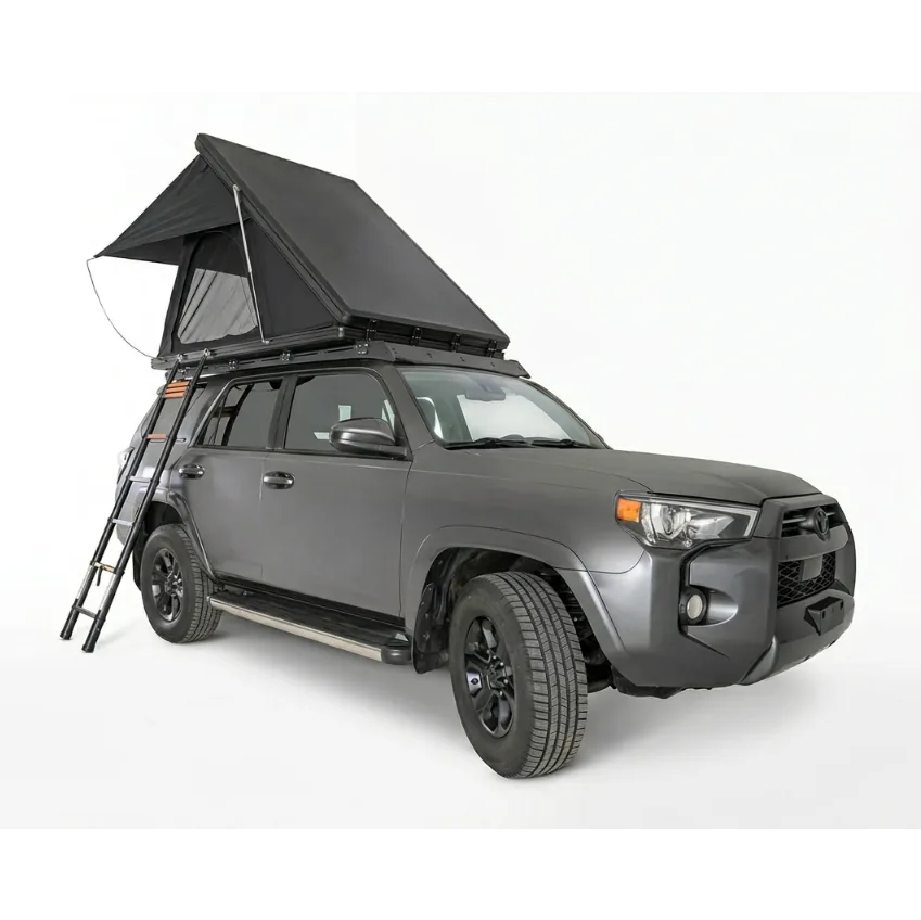 Tienda de techo Altamira vista frontal en Toyota 4Runner – tiendas techo coche con escalera Overvian