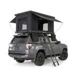 Tienda de techo Namibia EVO abierta vista trasera Toyota 4Runner – tiendas techo coche toldo 4x4 carcasa rígida Overvian